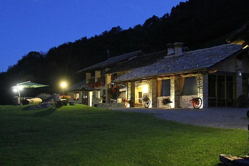 Hotel Ca Praudin Vico Canavese Exteriér fotografie
